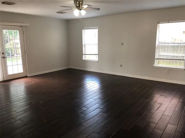 $2,200 | 5718 Silas Creek Court, Sugar Land, TX 77479