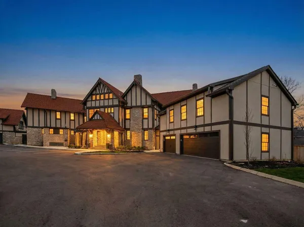 $1,500,000 | 2015 West 5th Avenue, Unit 103, Columbus, OH 43212