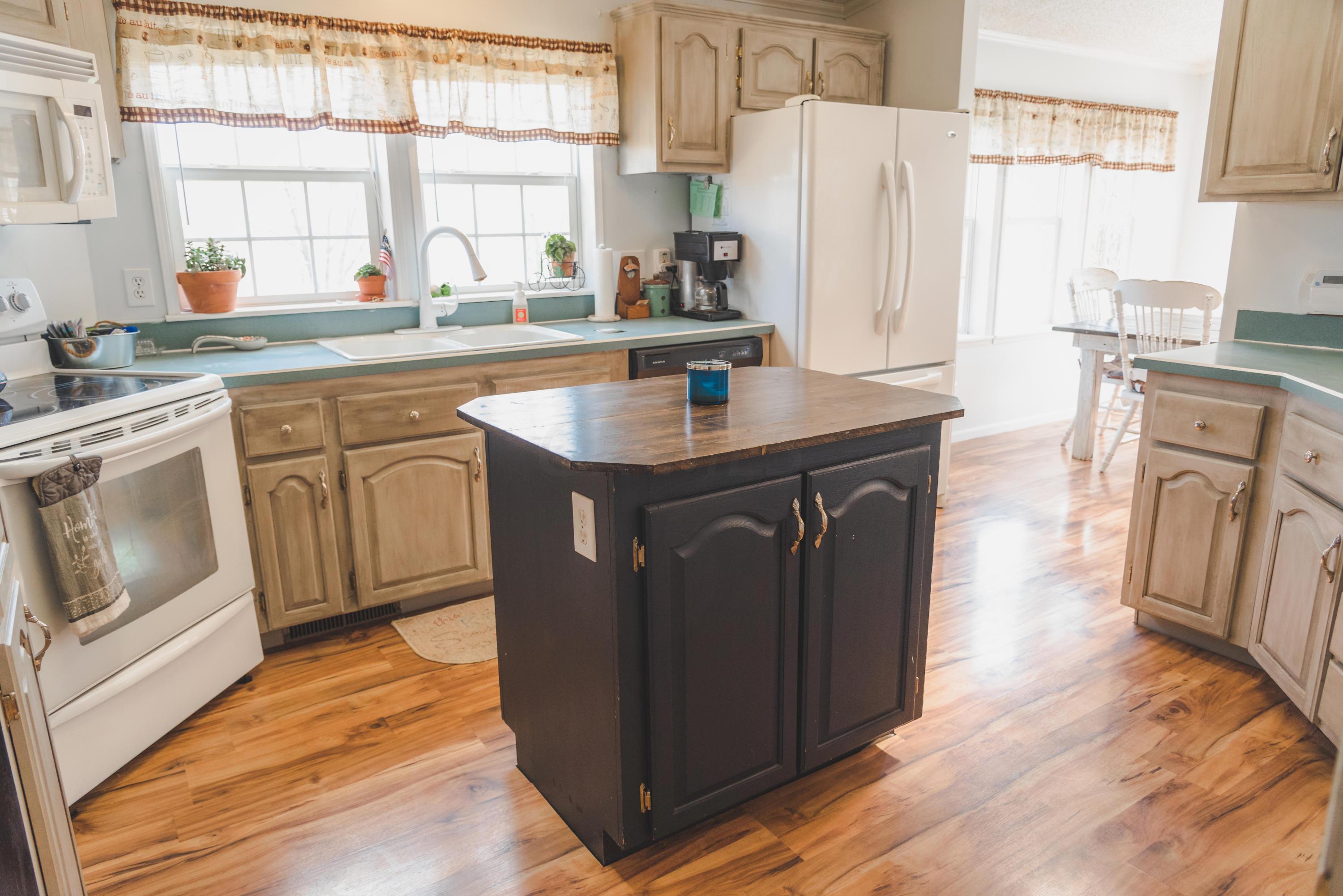 6751 Sharp Road Mount Vernon, OH 43050 - Photo 20 of 53 Gallery Image 20