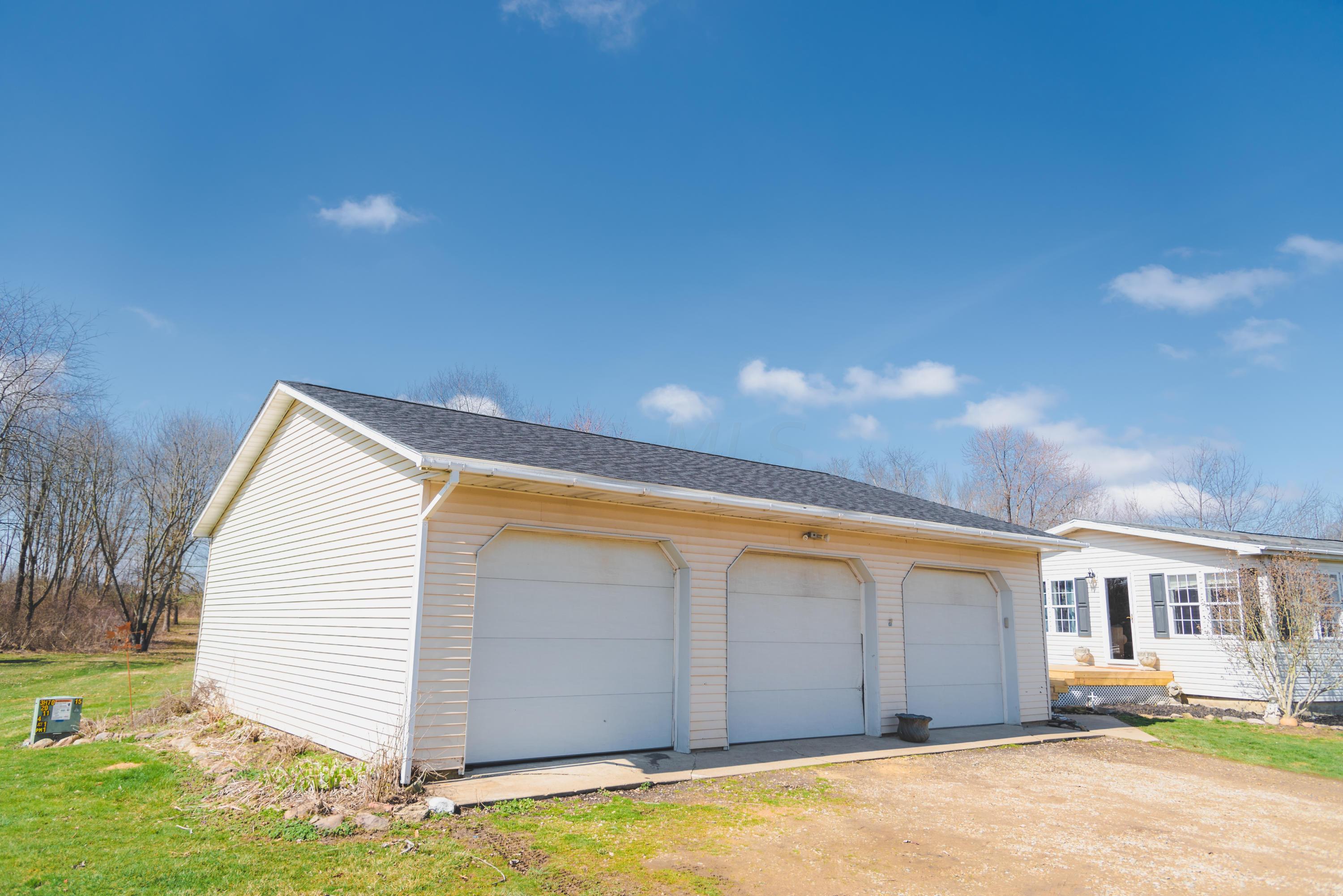 6751 Sharp Road Mount Vernon, OH 43050 - Photo 8 of 53 Gallery Image 8