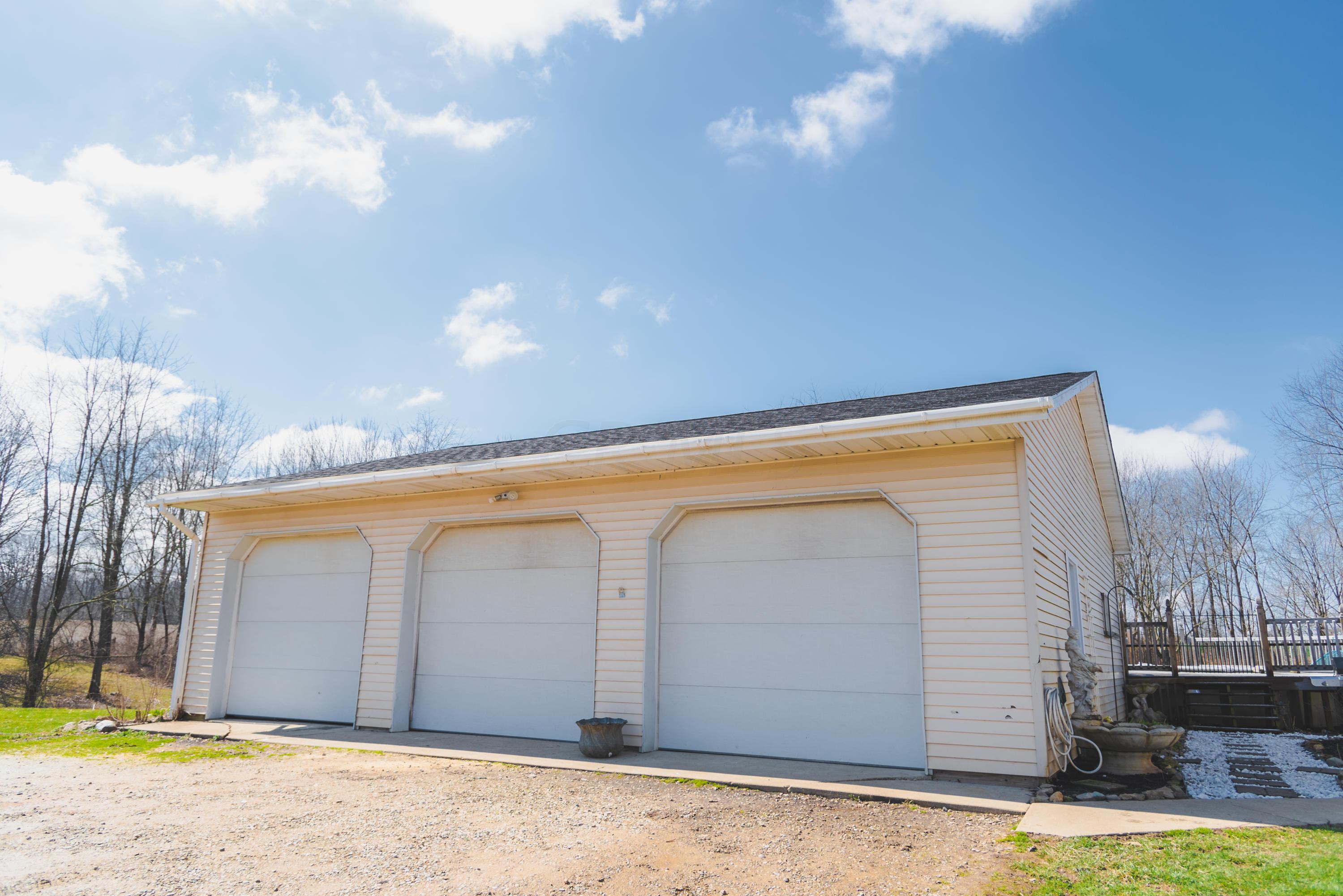 6751 Sharp Road Mount Vernon, OH 43050 - Photo 9 of 53 Gallery Image 9