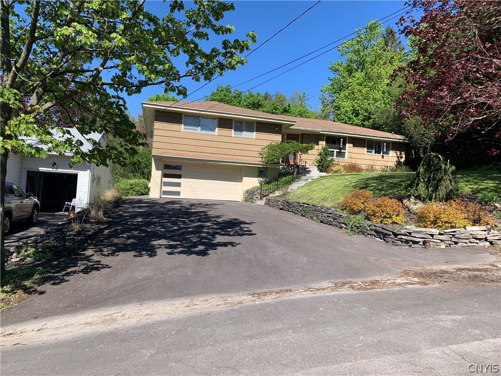 206 Deforest backs up to LeMoyne campus for total