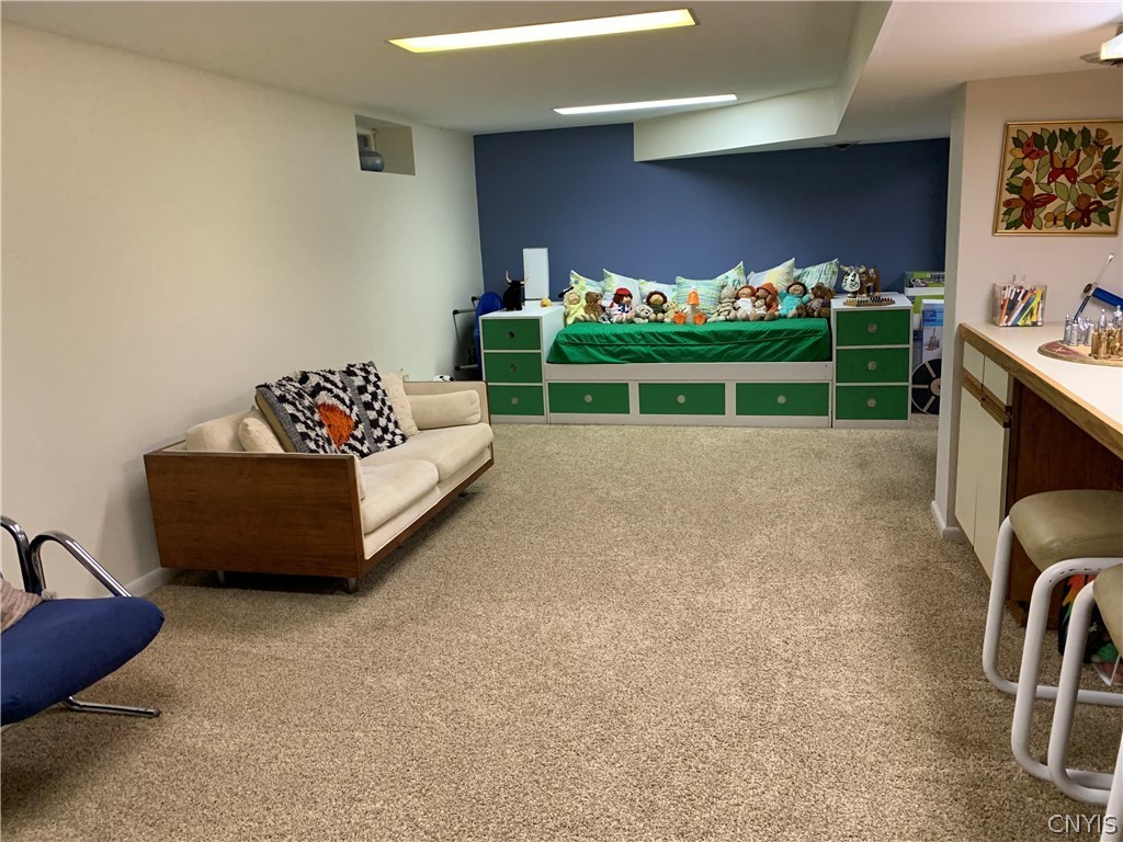 206 Deforest Road Syracuse, NY 13214 - Photo 26 of 49 Recreation room with buffet bar or work space