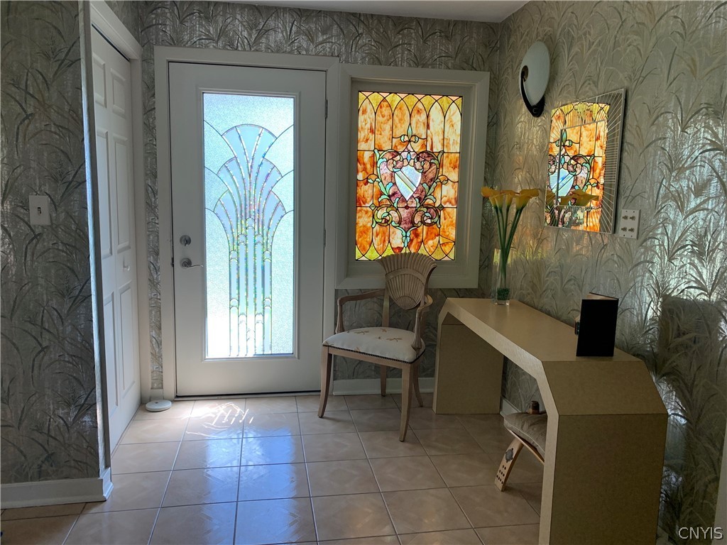 206 Deforest Road Syracuse, NY 13214 - Photo 3 of 49 Front Entry with stained glass window