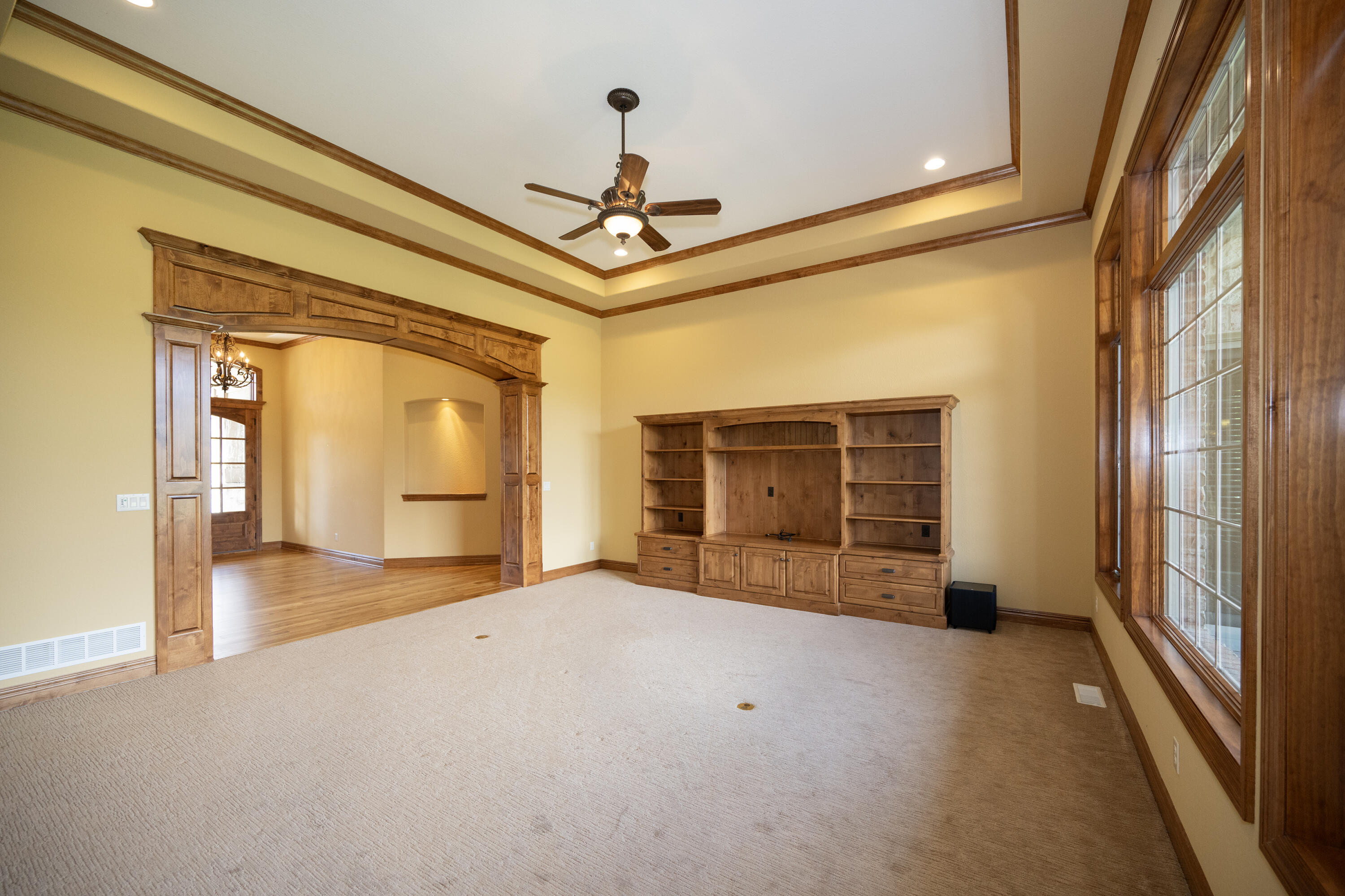 1512 West County Line Road Mequon, WI 53092 - Photo 8 of 74 Great Rm_4