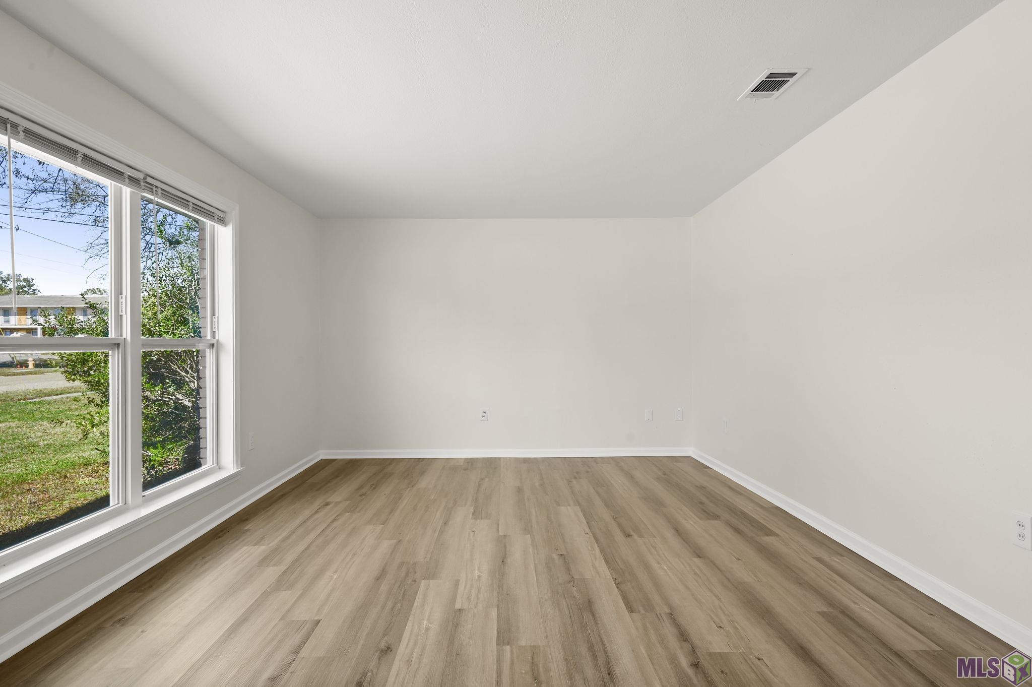 1466 Harco Drive Baton Rouge, LA 70815 - Photo 3 of 19