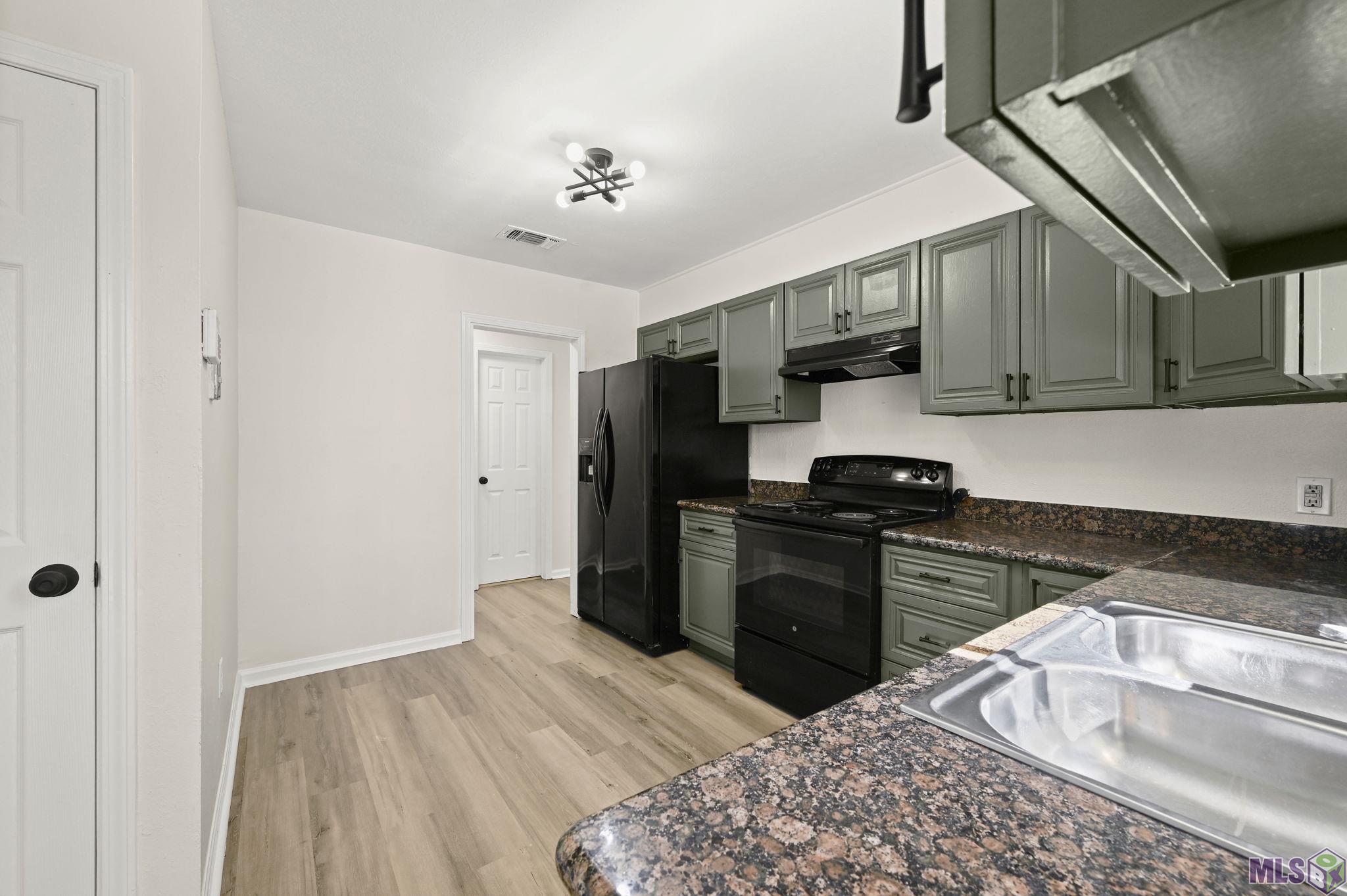 1466 Harco Drive Baton Rouge, LA 70815 - Photo 9 of 19