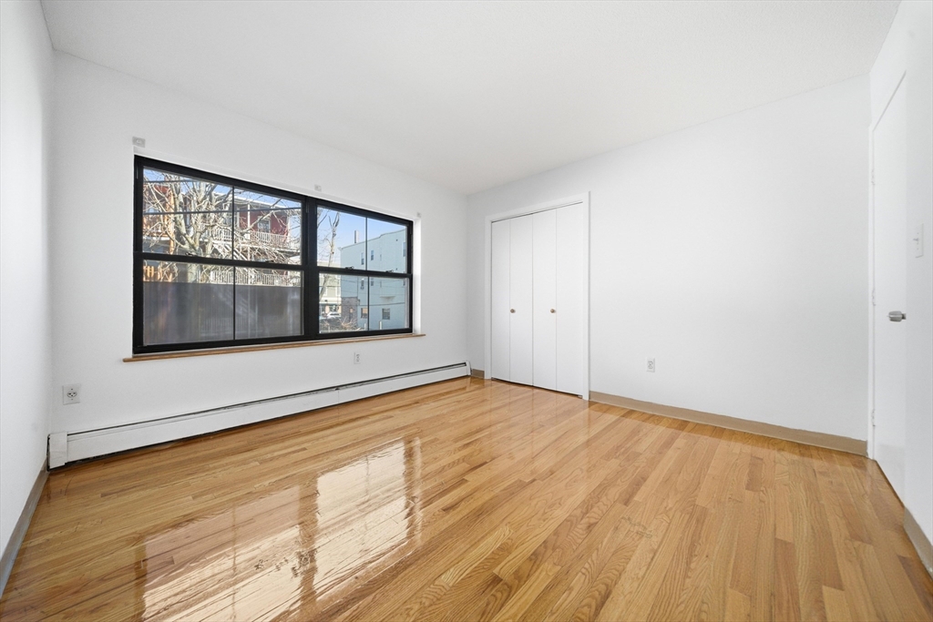 60 R Gibson Street, Unit B1 Boston, MA 02122 - Photo 17 of 28