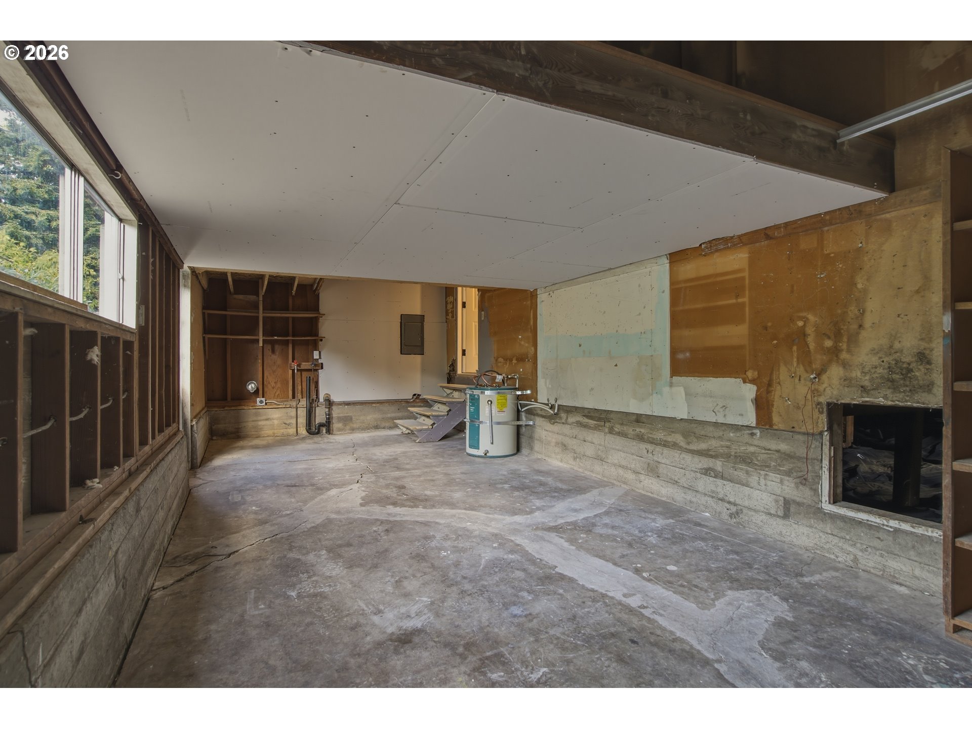 3455 Potter Street Eugene, OR 97405 - Photo 34 of 36 a view of empty room with a fireplace