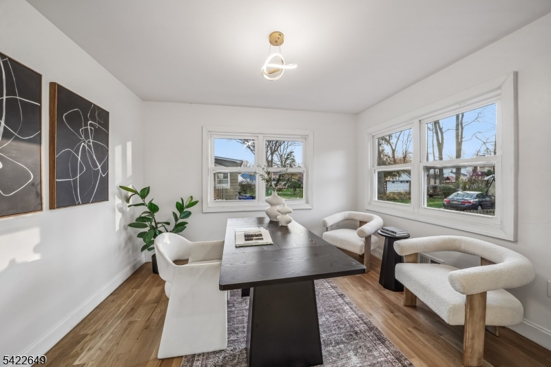 5 Essex Road Maplewood, NJ 07040 - Photo 12 of 39