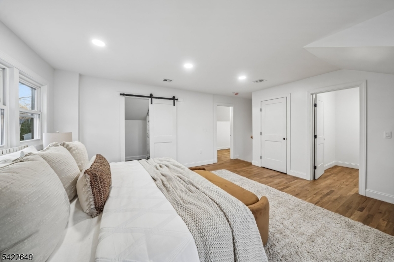 5 Essex Road Maplewood, NJ 07040 - Photo 14 of 39