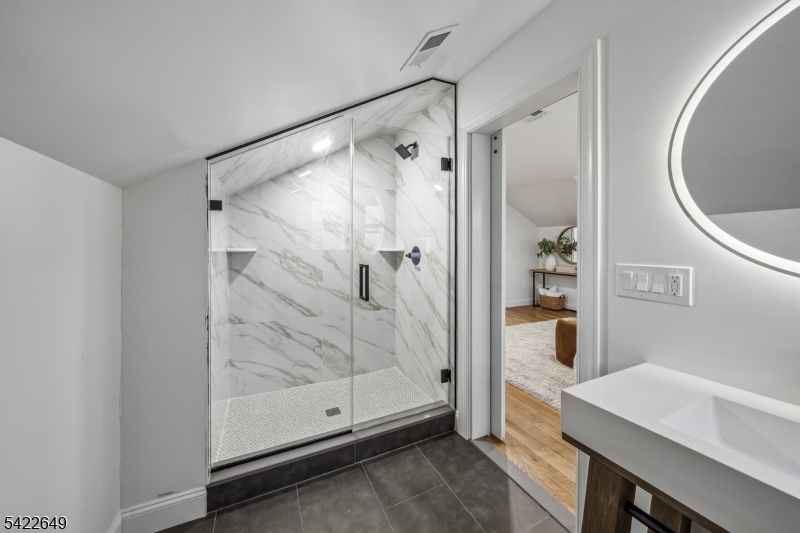 5 Essex Road Maplewood, NJ 07040 - Photo 16 of 39