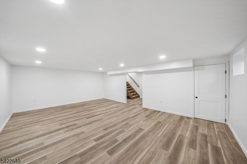 5 Essex Road Maplewood, NJ 07040 - Photo 27 of 39