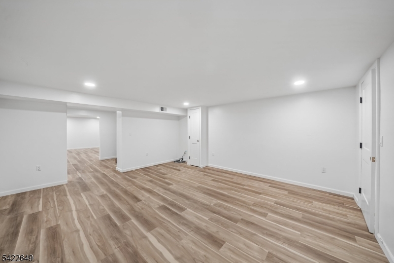 5 Essex Road Maplewood, NJ 07040 - Photo 30 of 39