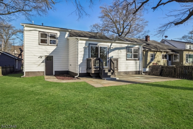 5 Essex Road Maplewood, NJ 07040 - Photo 33 of 39