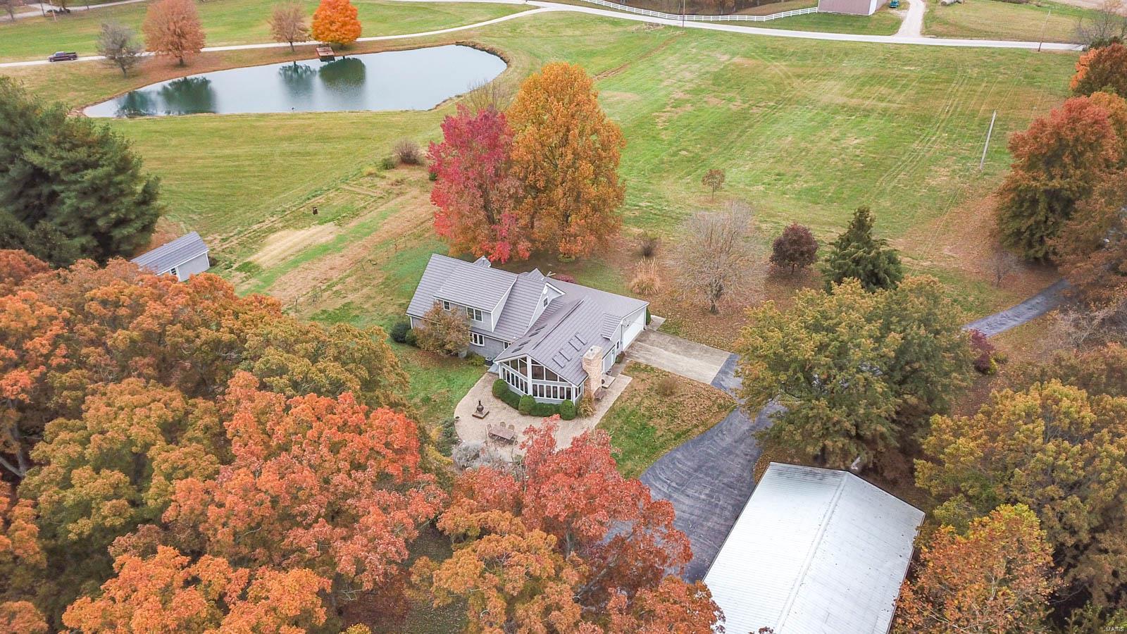 4406 Titchenal Road Brighton, IL 62012 - Photo 2 of 74