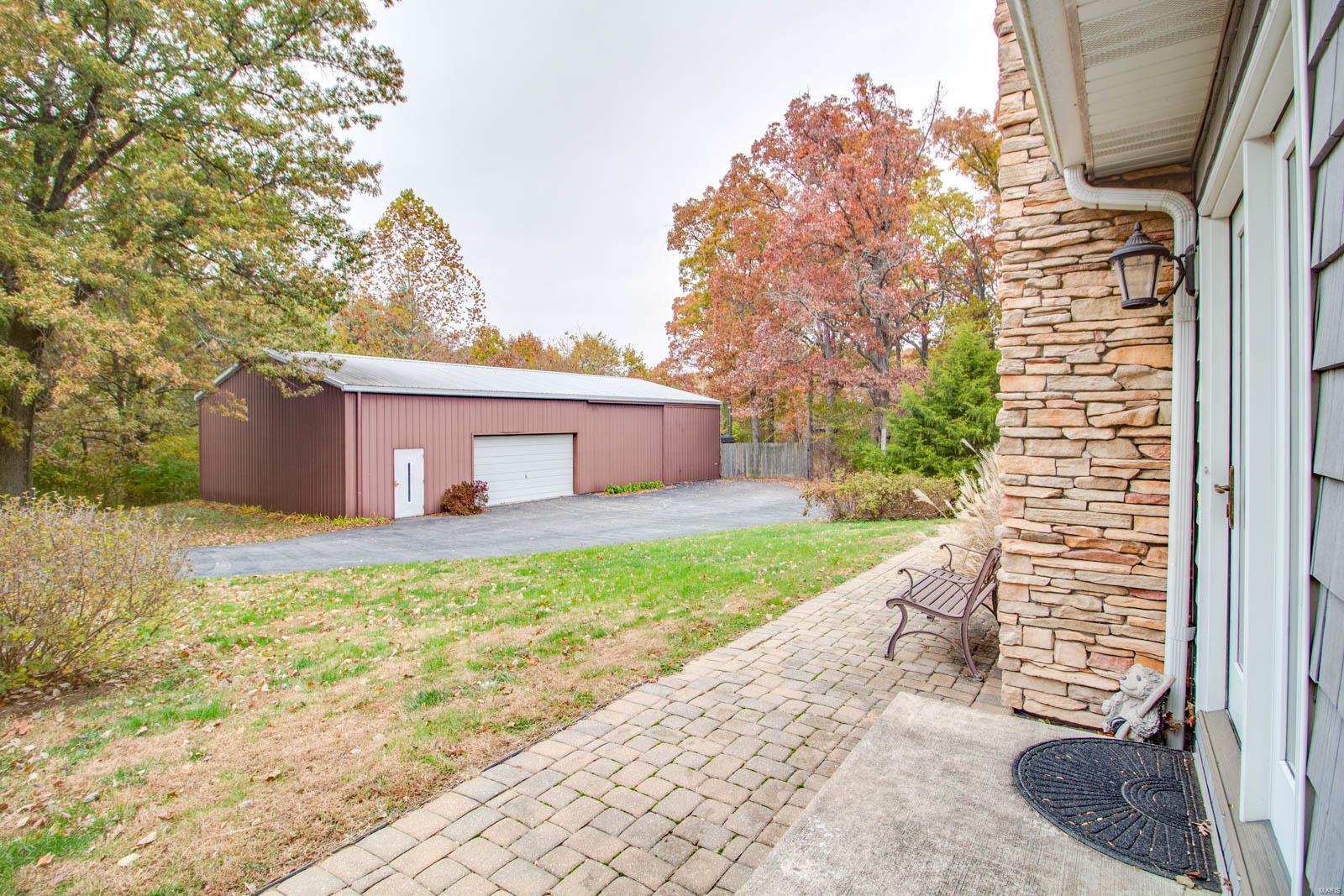 4406 Titchenal Road Brighton, IL 62012 - Photo 28 of 74