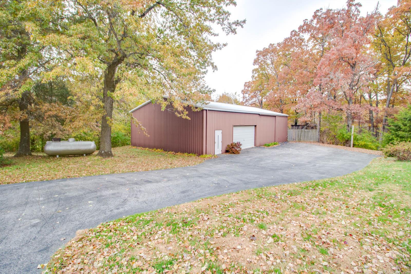 4406 Titchenal Road Brighton, IL 62012 - Photo 30 of 74