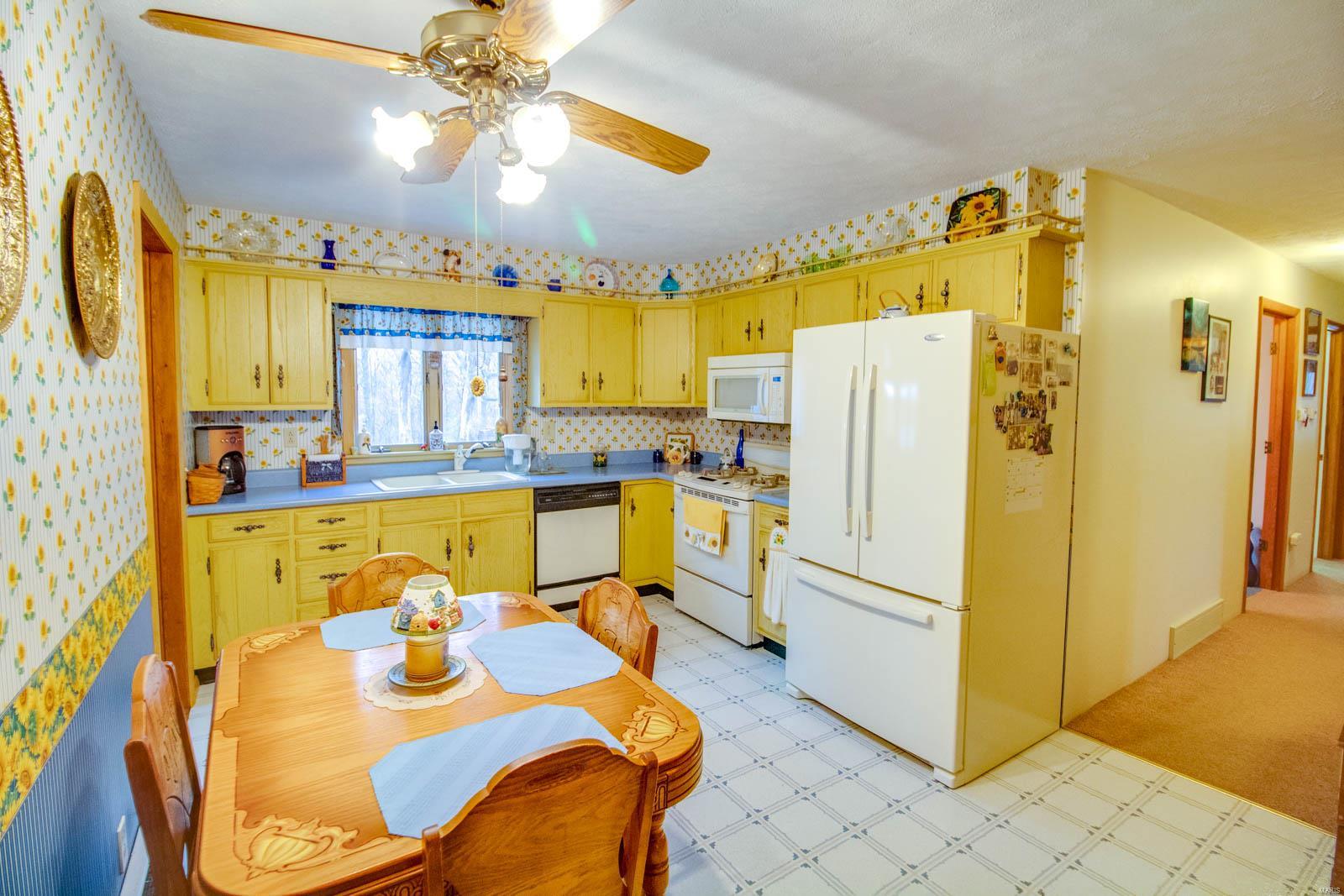 4406 Titchenal Road Brighton, IL 62012 - Photo 39 of 74