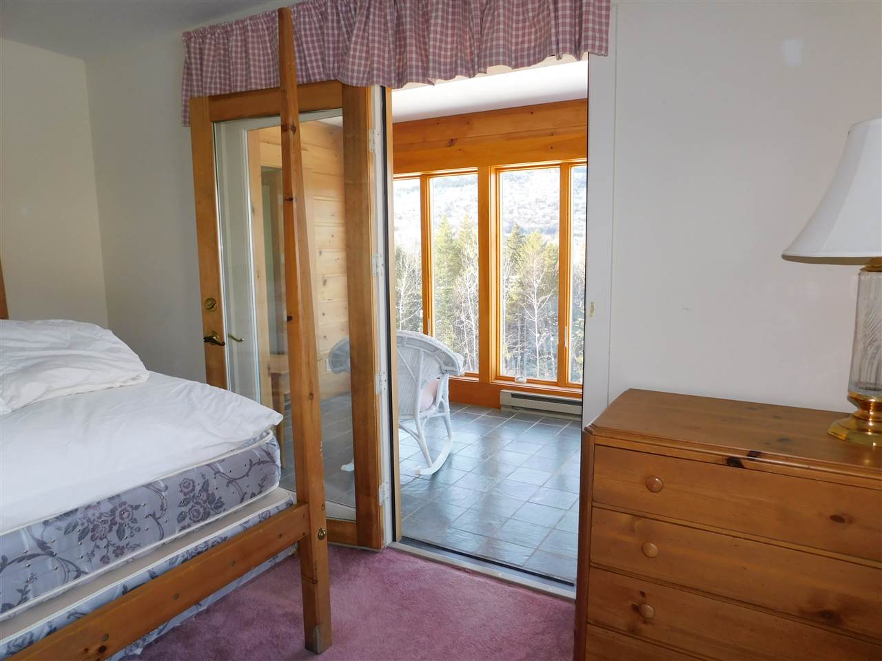 98 Noon Peak Road, Unit E4 Waterville Valley, NH 03215 - Photo 15 of 29 Gallery Image 15