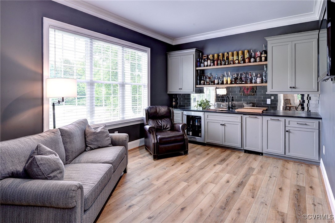 116 Formby Williamsburg, VA 23188 - Photo 23 of 50 a living room with furniture and windows