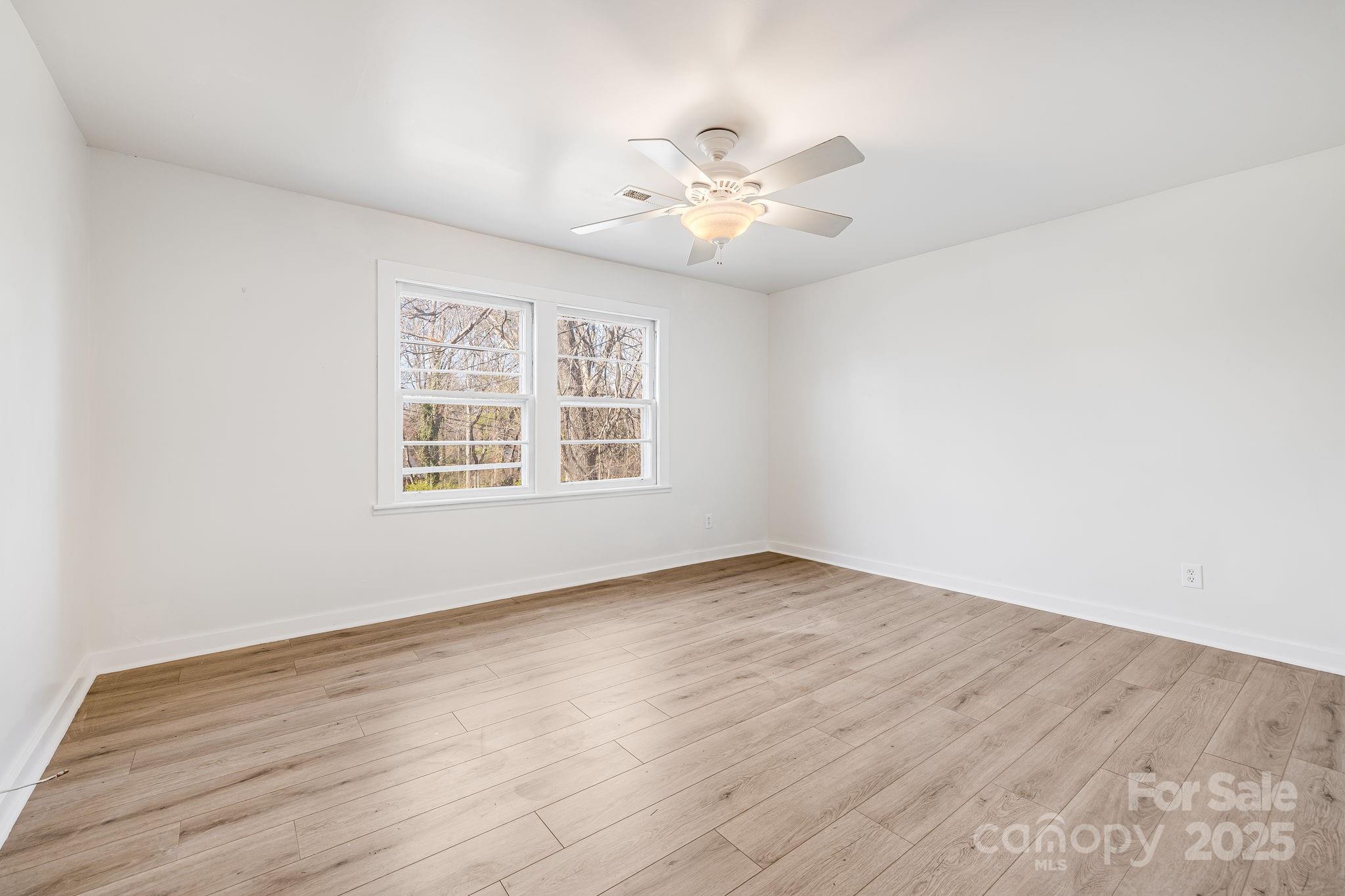 74 Beverly Road Asheville, NC 28805 - Photo 13 of 36 Gallery Image 13