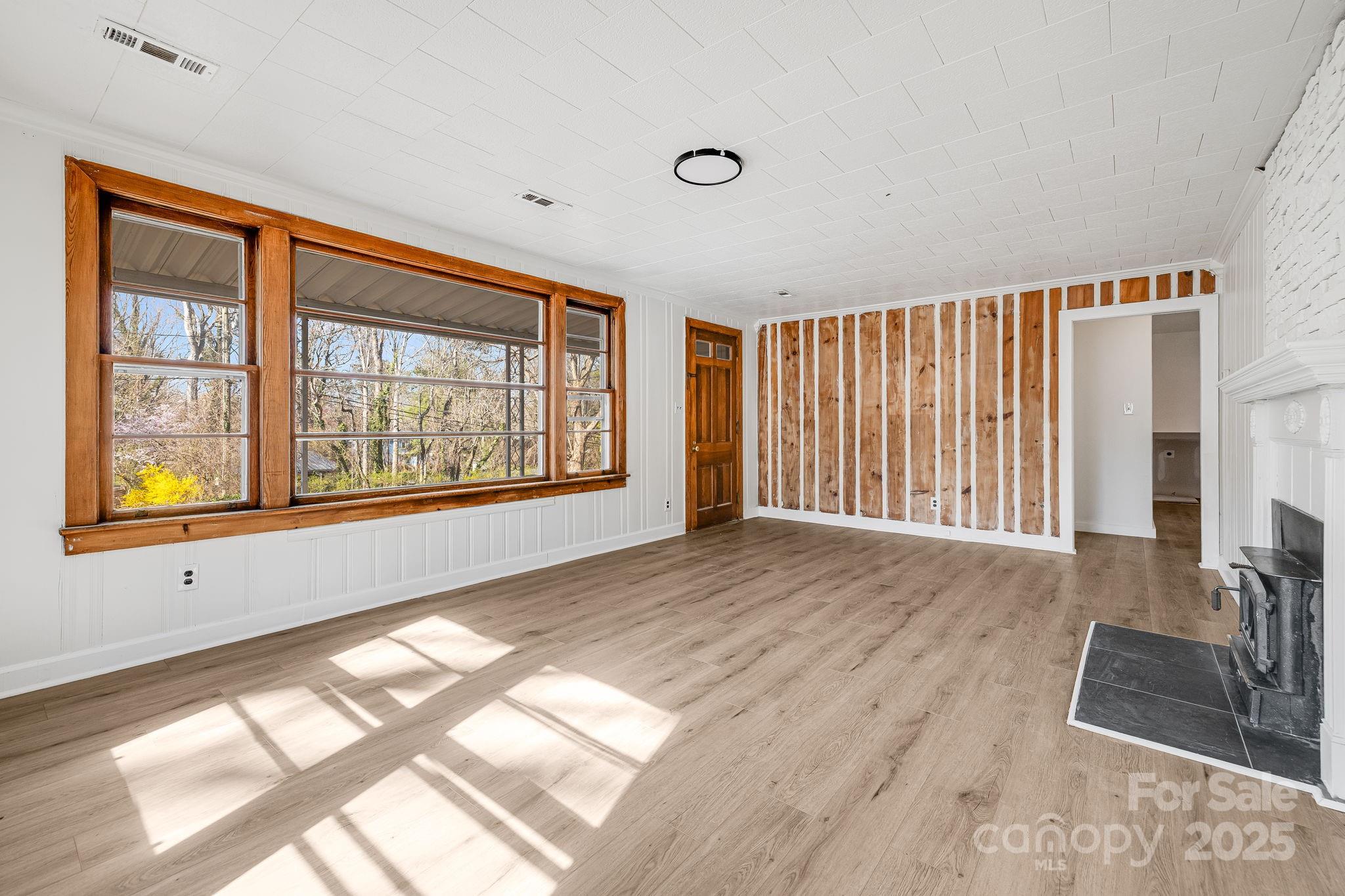 74 Beverly Road Asheville, NC 28805 - Photo 10 of 36 Gallery Image 10