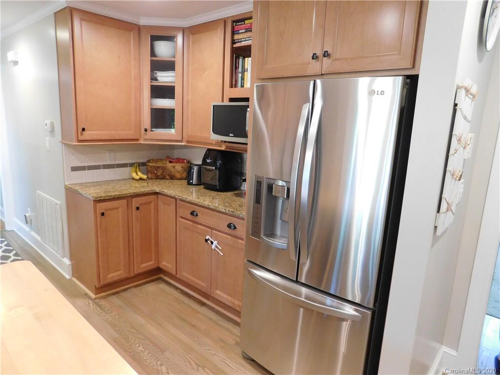 3795 Lake Shore Road South Denver, NC 28037 - Photo 14 of 45 Gallery Image 14