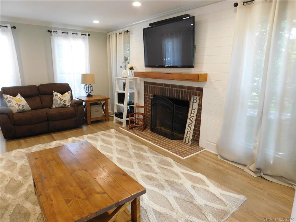 3795 Lake Shore Road South Denver, NC 28037 - Photo 8 of 45 Gallery Image 8