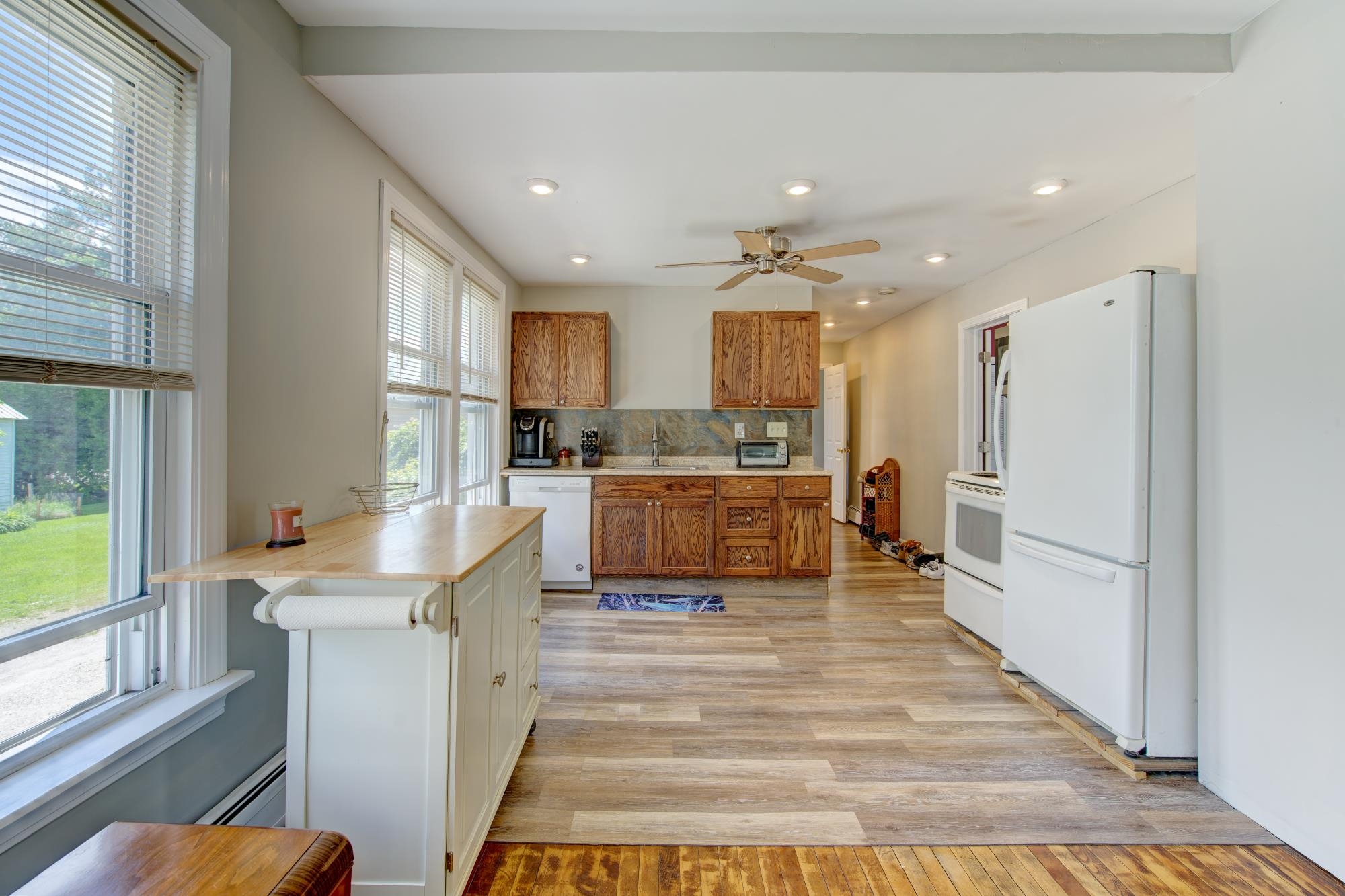 9 Deer Street Rutland, VT 05701 - Photo 11 of 40