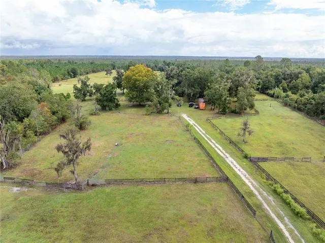 a view of an ocean and a mountain view