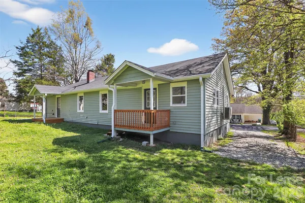 $1,650 | 510 South 12th Street, Unit A, Bessemer City, NC 28016