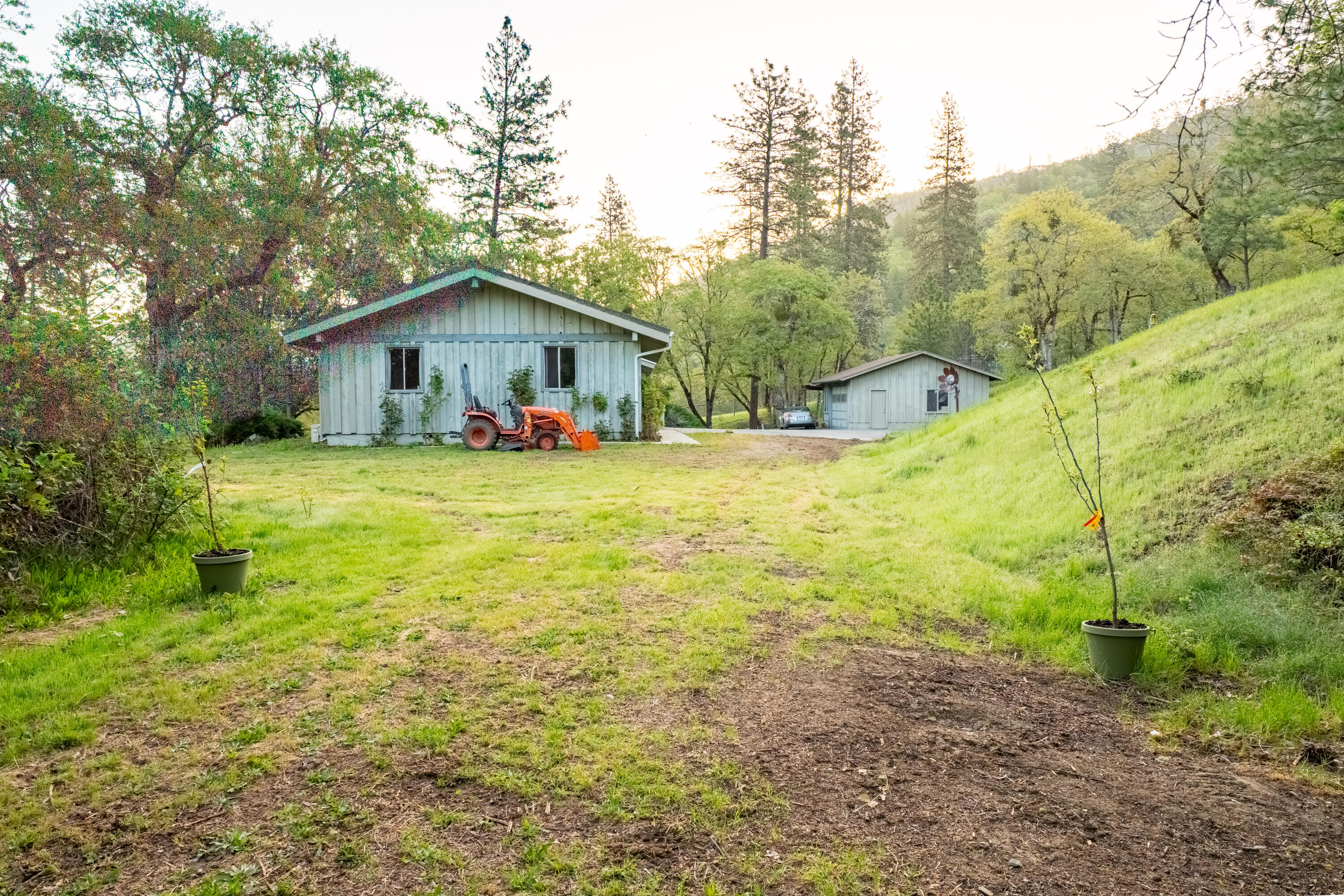 606 Wards Creek Road Rogue River, OR 97537 - Photo 53 of 73 DSC01559-HDR