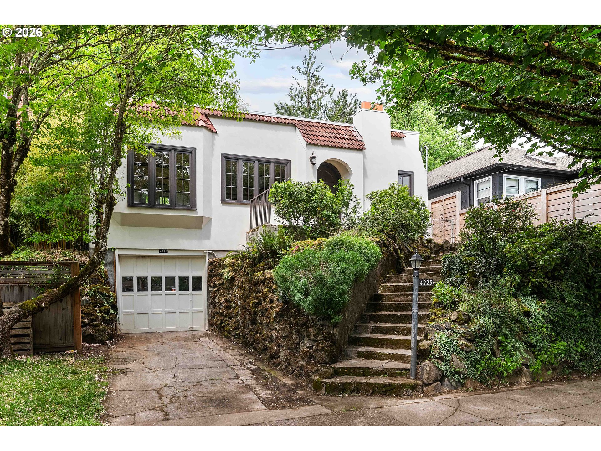 4225 Northeast Davis Street Portland, OR 97213 - Photo 2 of 42