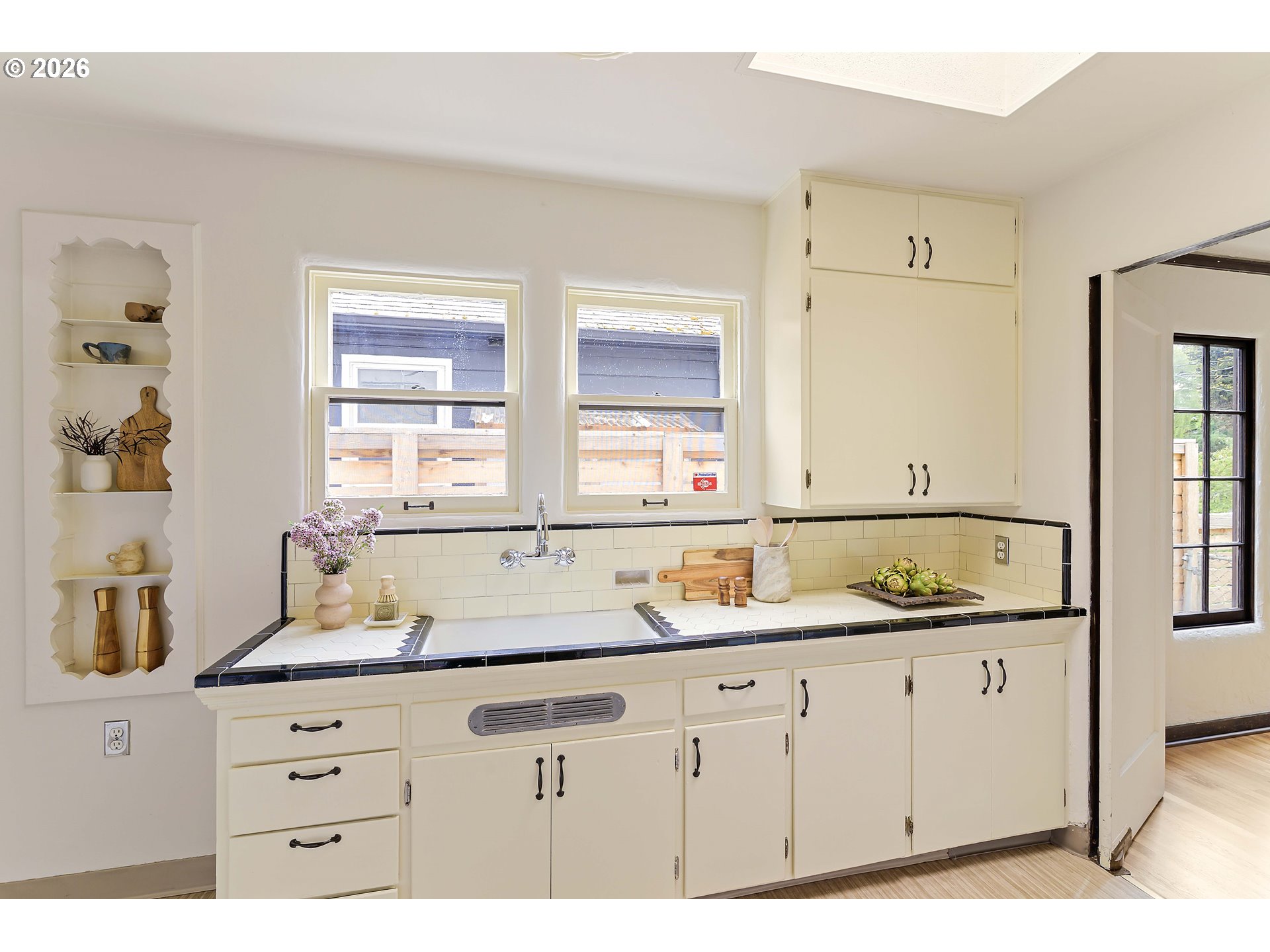 4225 Northeast Davis Street Portland, OR 97213 - Photo 26 of 42