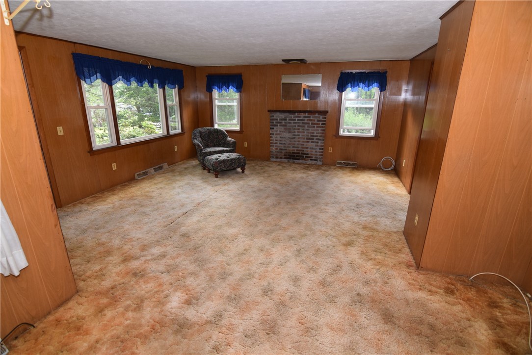 70 Maxson Hill Road Hopkinton, RI 02804 - Photo 17 of 36