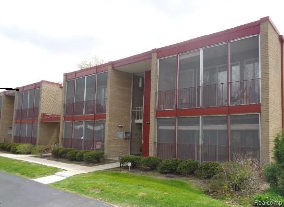 16527 Middlebelt Road, Unit 46 Livonia, MI 48154 - Photo 1 of 1 middlebelt no date.jpg