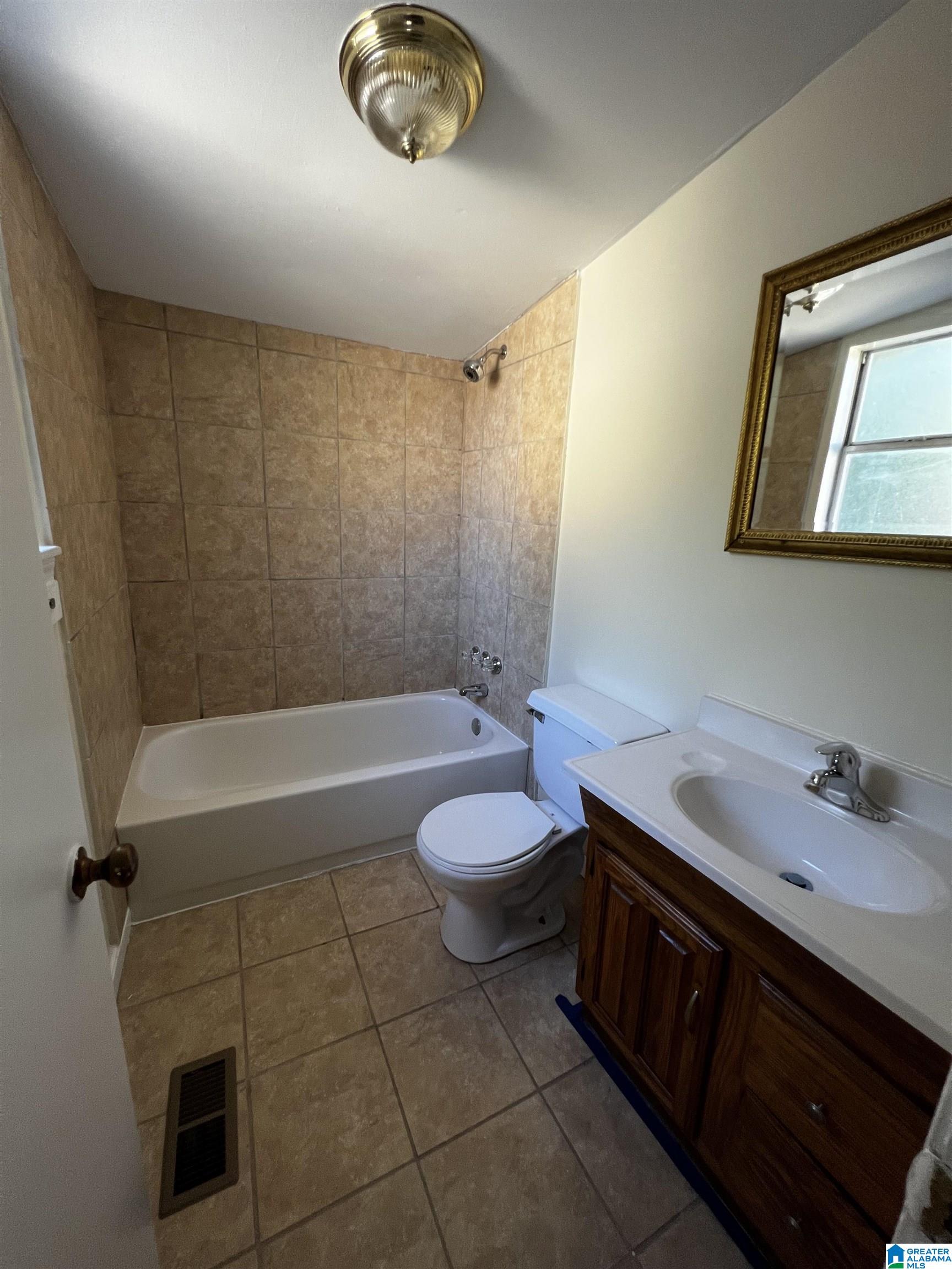 3921 Rutledge Avenue Southwest Birmingham, AL 35221 - Photo 8 of 18 Gallery Image 8