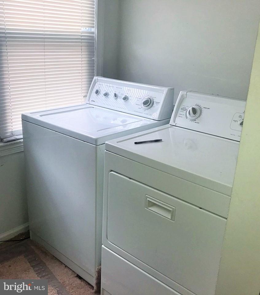 18504 Old Triangle Road Triangle, VA 22172 - Photo 11 of 14 Laundry room on main floor