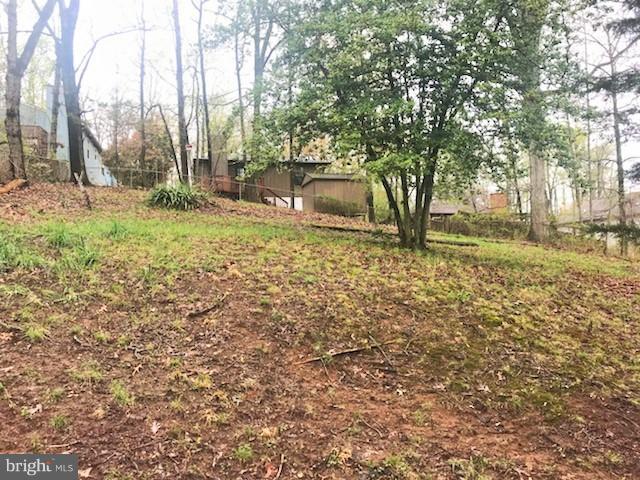 18504 Old Triangle Road Triangle, VA 22172 - Photo 14 of 14 Exterior (Rear)