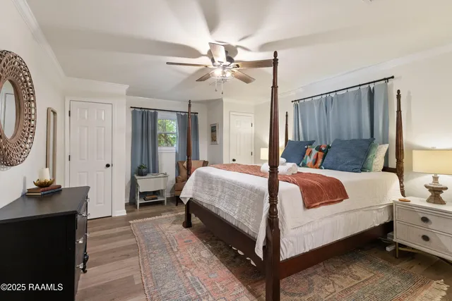 $839,500 | 103 South Southlawn Drive, Lafayette, LA 70503