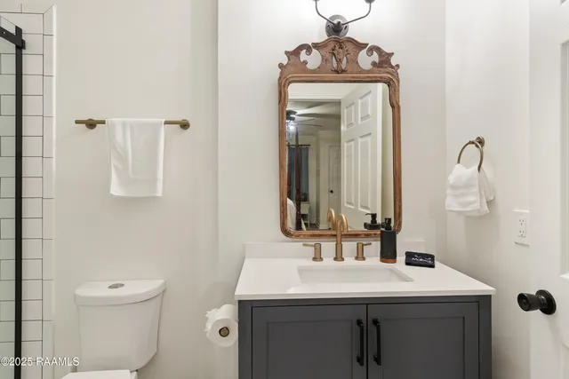 $839,500 | 103 South Southlawn Drive, Lafayette, LA 70503