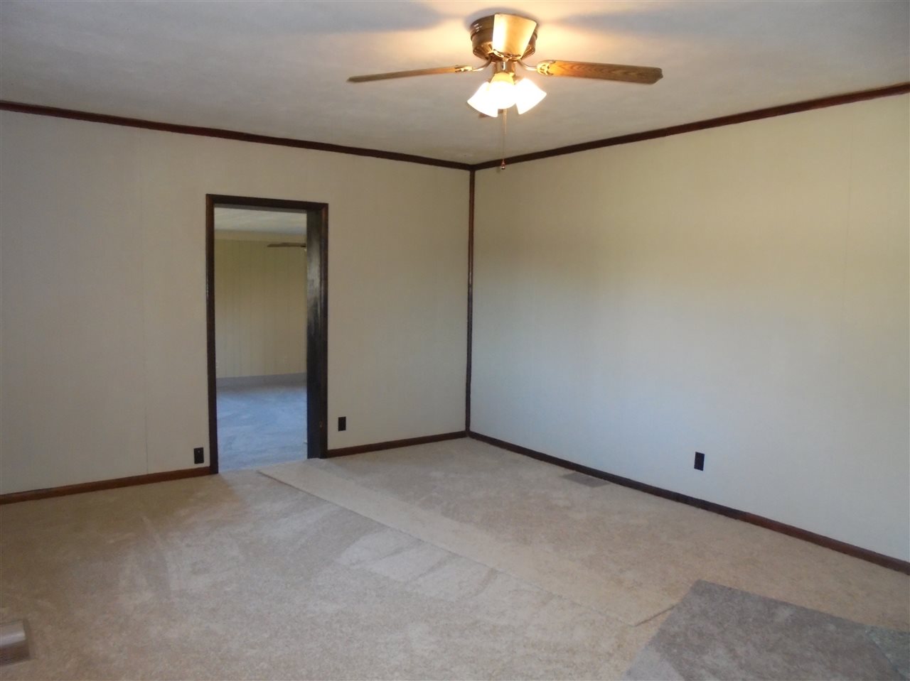 12434 Tunnelton Road Bedford, IN 47421 - Photo 3 of 21