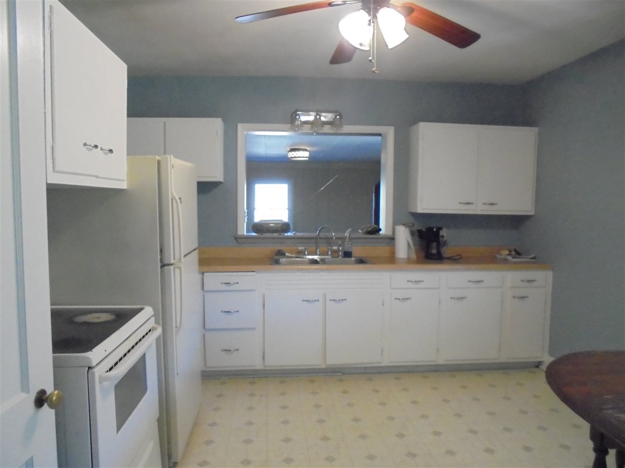 12434 Tunnelton Road Bedford, IN 47421 - Photo 5 of 21