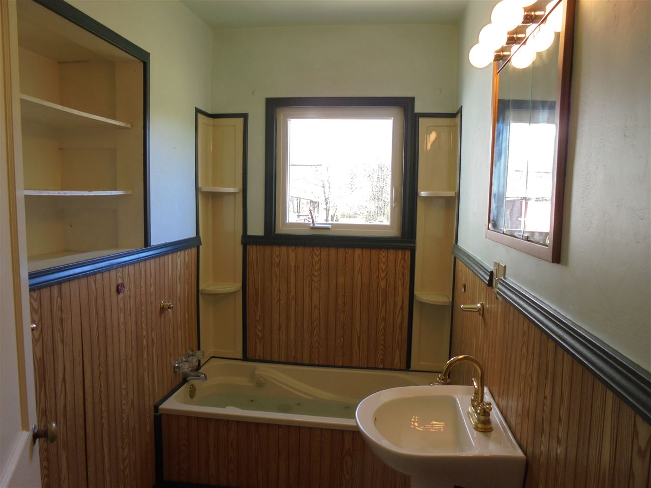12434 Tunnelton Road Bedford, IN 47421 - Photo 7 of 21