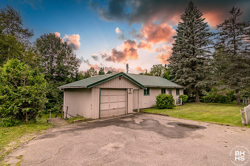 4805 Cascade Road Lake Placid, NY 12946 - Photo 28 of 28 Gallery Image 28