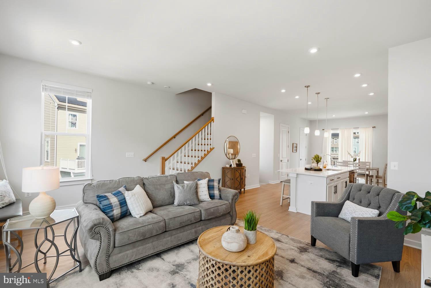 1601 Grove Chestnut Road Dumfries, VA 22026 - Photo 15 of 36 main level