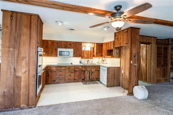 $950,000 | 722 Storey Road, Nocona, TX 76255