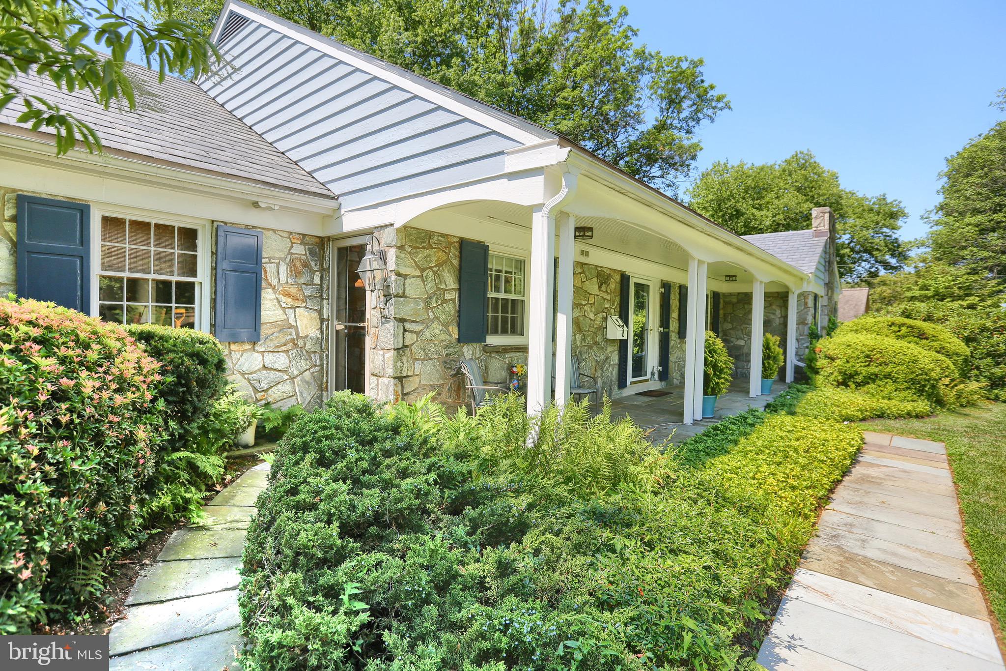1280 Meadowbrook Road Lancaster, PA 17603 - Photo 3 of 46 Gallery Image 3