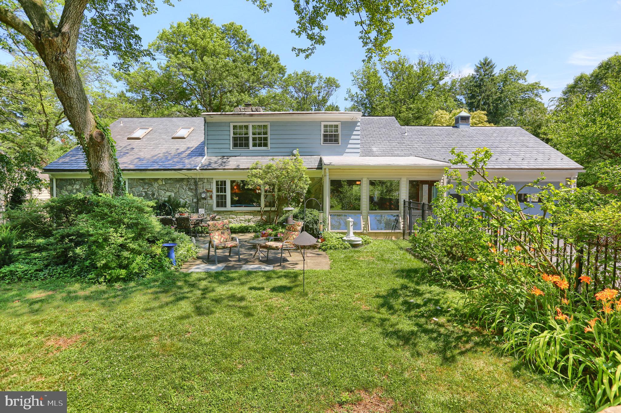 1280 Meadowbrook Road Lancaster, PA 17603 - Photo 5 of 46 Gallery Image 5